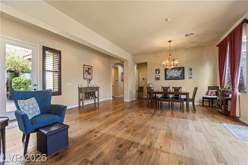 6864 Desert Island, Las Vegas, NV 89149