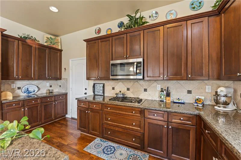 6864 Desert Island, Las Vegas, NV 89149