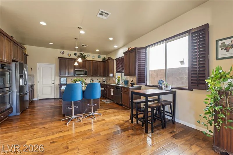 6864 Desert Island, Las Vegas, NV 89149