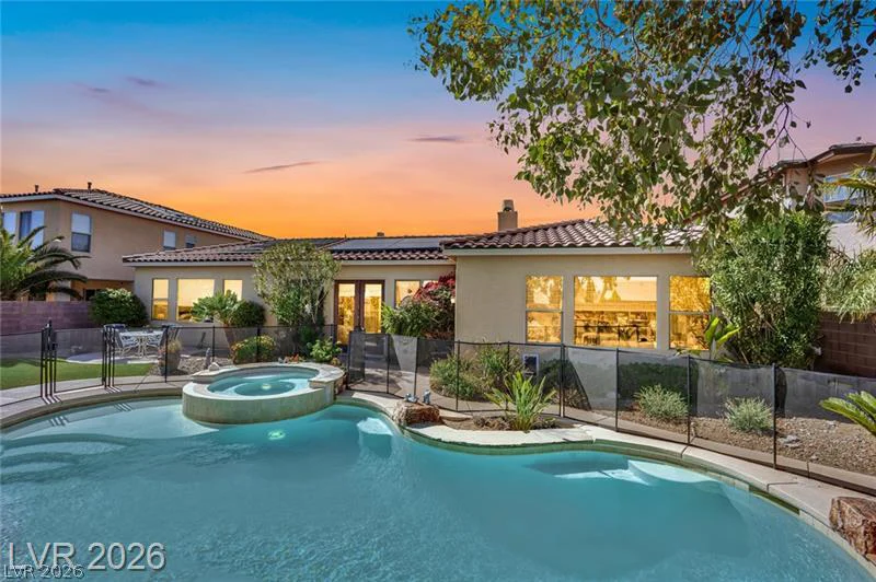 6864 Desert Island, Las Vegas, NV 89149