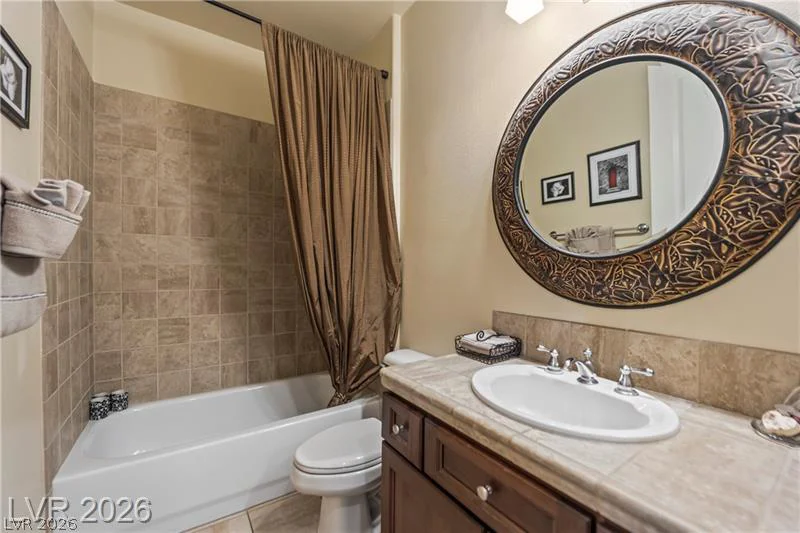 6864 Desert Island, Las Vegas, NV 89149