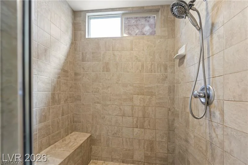 6864 Desert Island, Las Vegas, NV 89149