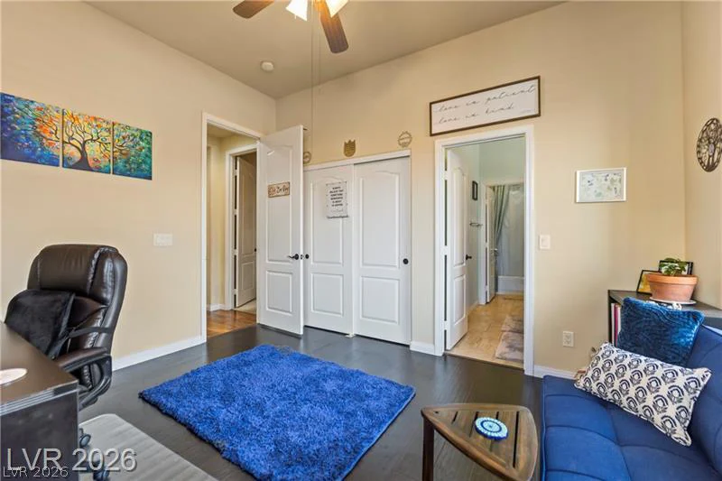 6864 Desert Island, Las Vegas, NV 89149