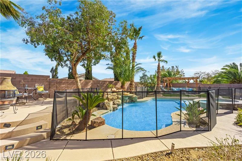 6864 Desert Island, Las Vegas, NV 89149