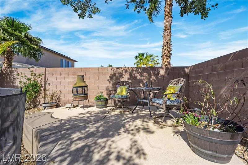 6864 Desert Island, Las Vegas, NV 89149