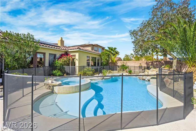 6864 Desert Island, Las Vegas, NV 89149
