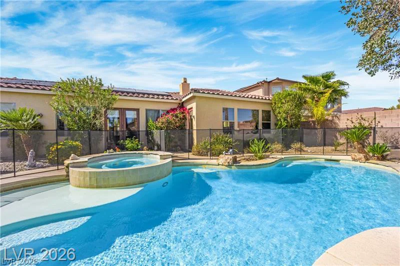 6864 Desert Island, Las Vegas, NV 89149