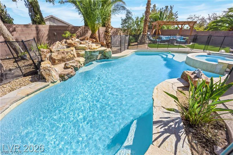 6864 Desert Island, Las Vegas, NV 89149