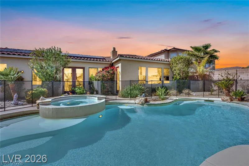 6864 Desert Island, Las Vegas, NV 89149