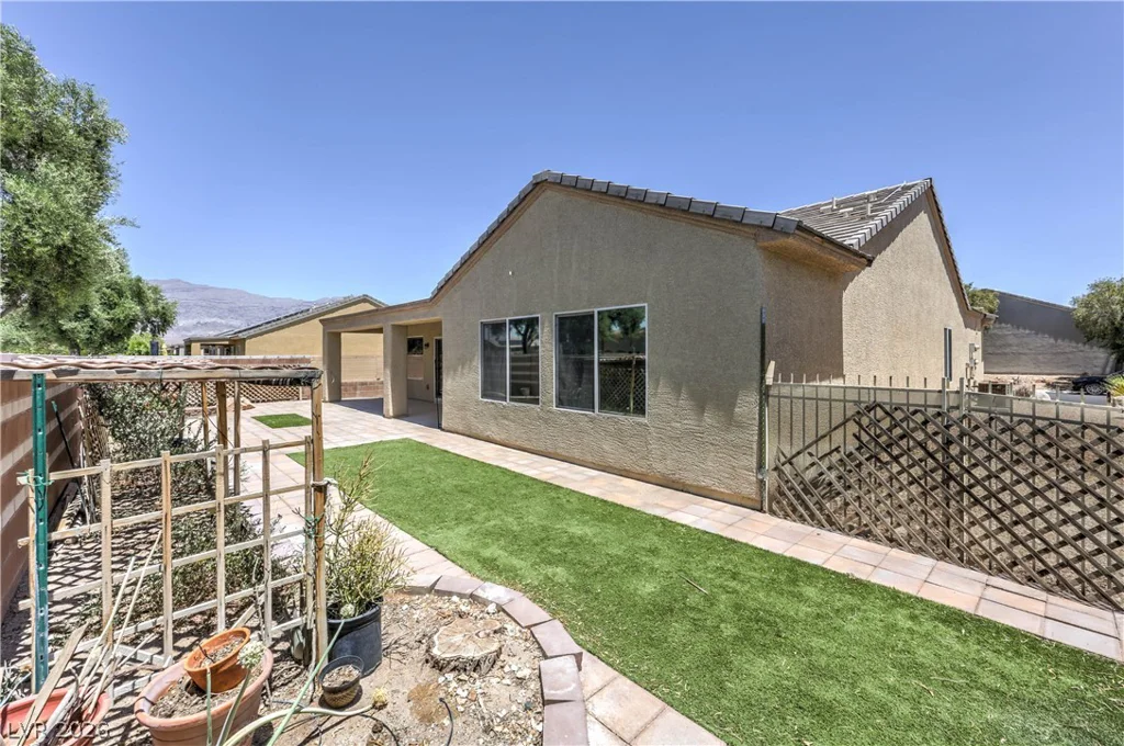 7721 Lily Trotter, North Las Vegas, NV 89084