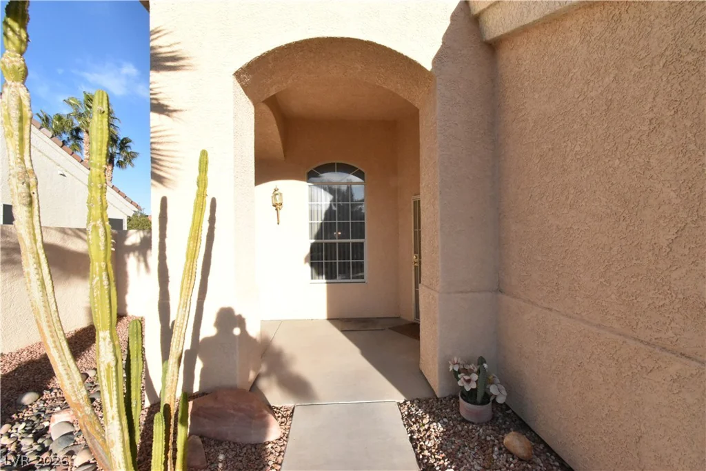 5720 Janell, Las Vegas, NV 89149