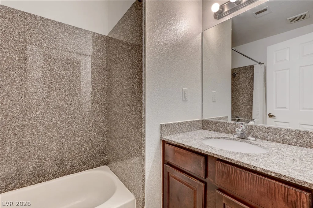 5404 River Glen, Las Vegas, NV 89103