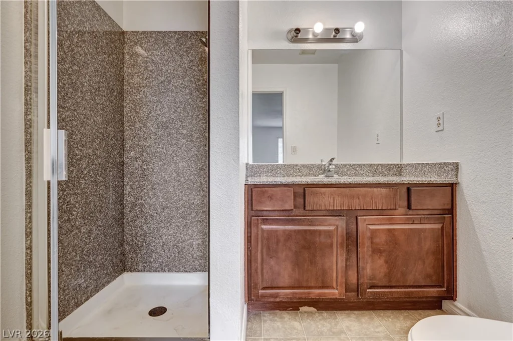 5404 River Glen, Las Vegas, NV 89103