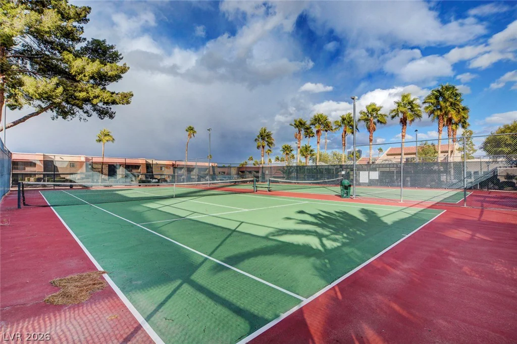 5404 River Glen, Las Vegas, NV 89103