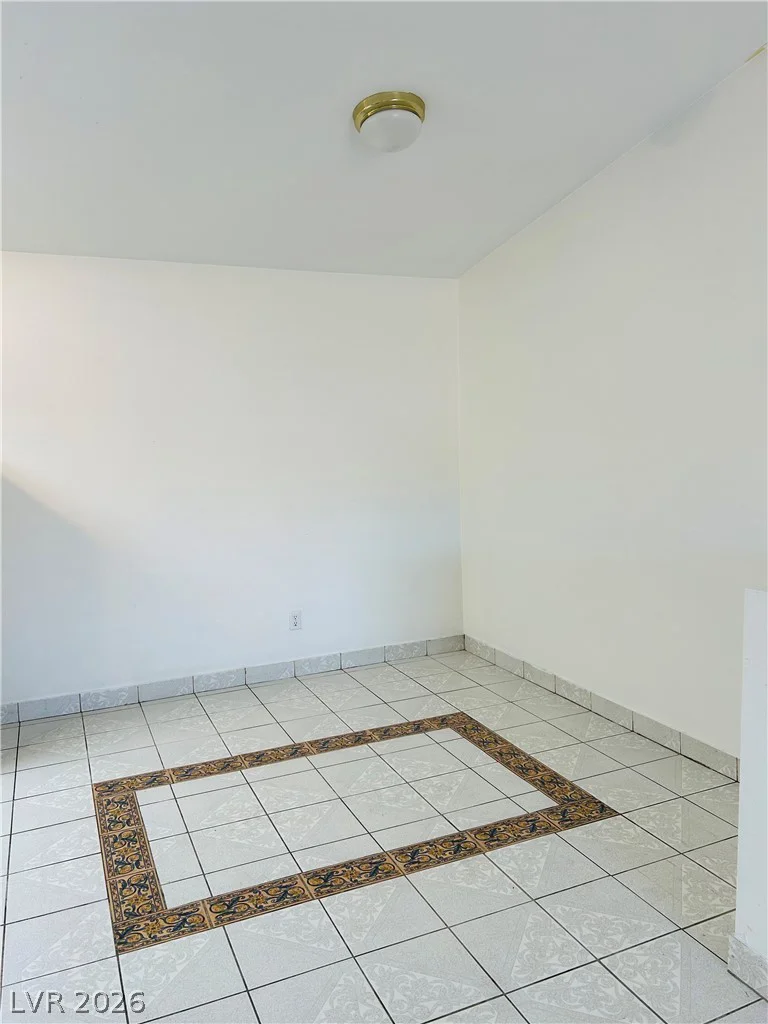 1918 King Hill, Las Vegas, NV 89106