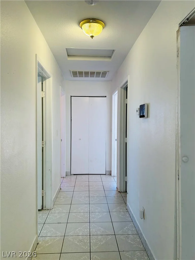 1918 King Hill, Las Vegas, NV 89106