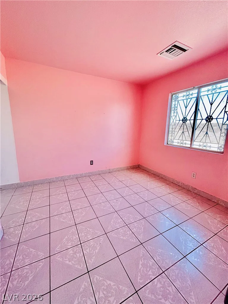 1918 King Hill, Las Vegas, NV 89106
