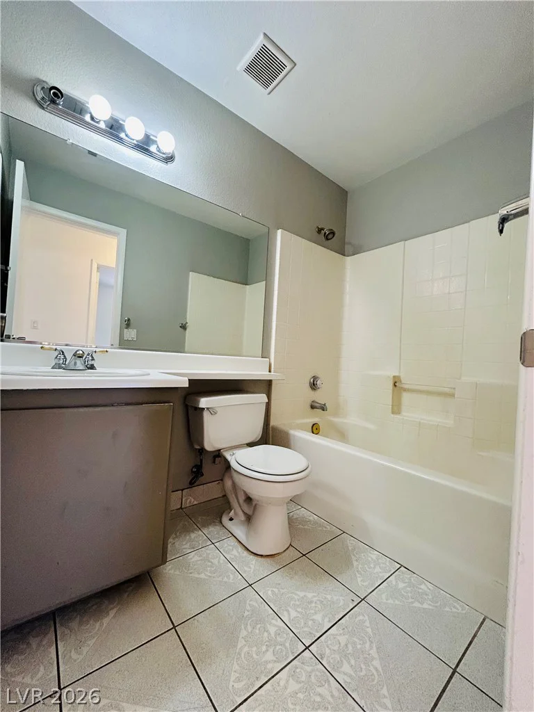 1918 King Hill, Las Vegas, NV 89106