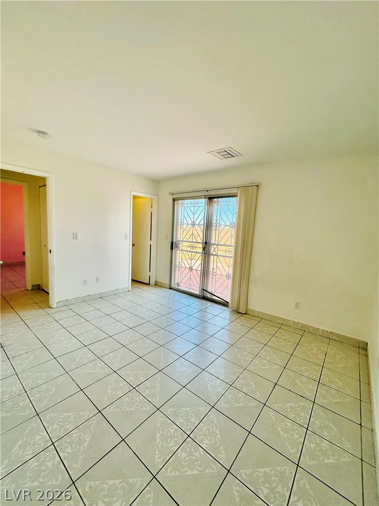 1918 King Hill, Las Vegas, NV 89106