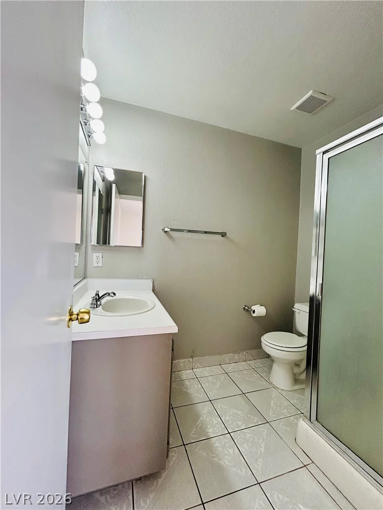 1918 King Hill, Las Vegas, NV 89106