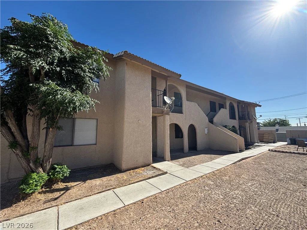2205 Jones, Las Vegas, NV 89108