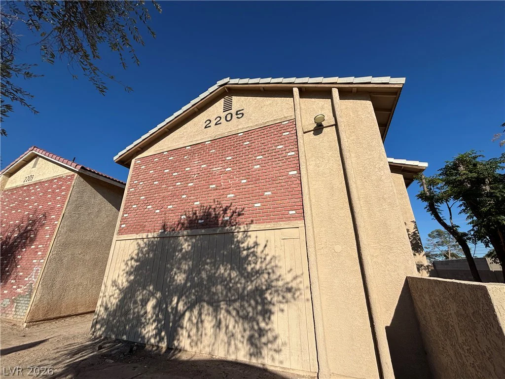 2205 Jones, Las Vegas, NV 89108