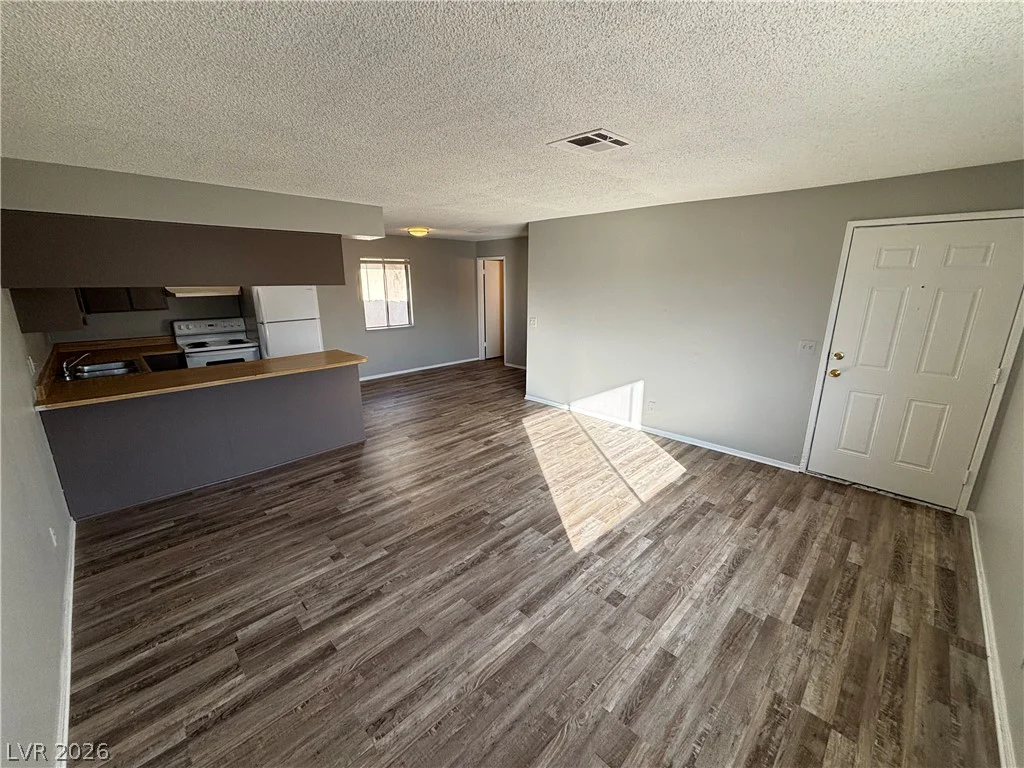 2205 Jones, Las Vegas, NV 89108