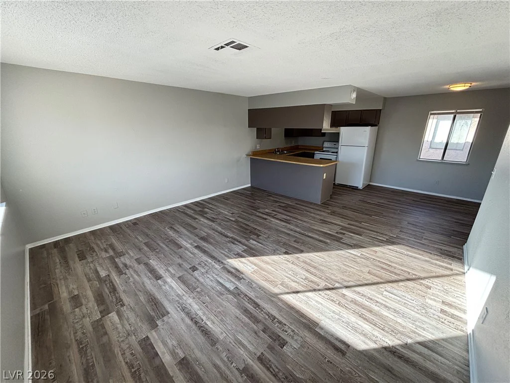 2205 Jones, Las Vegas, NV 89108