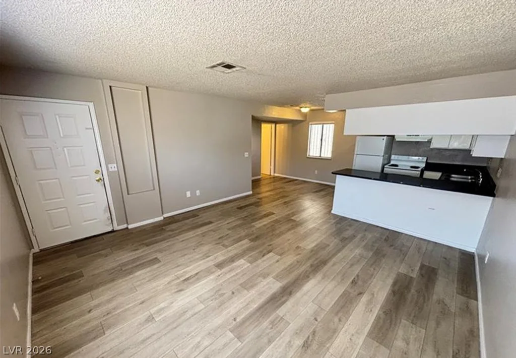 2205 Jones, Las Vegas, NV 89108