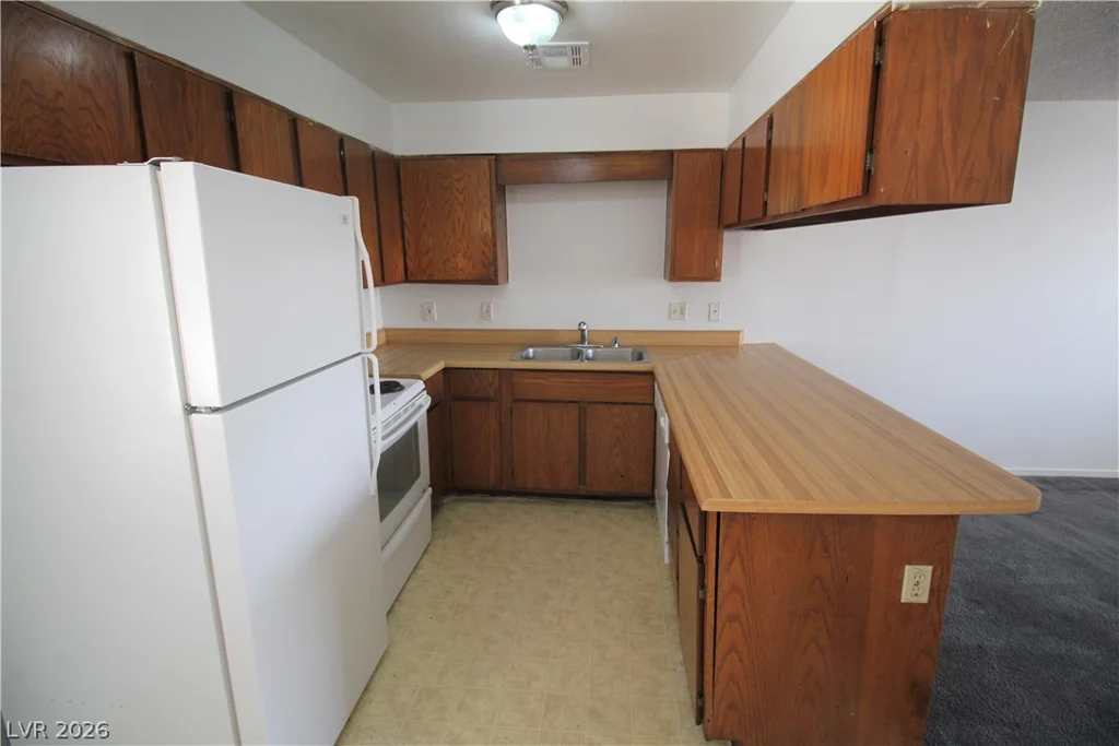 2205 Jones, Las Vegas, NV 89108