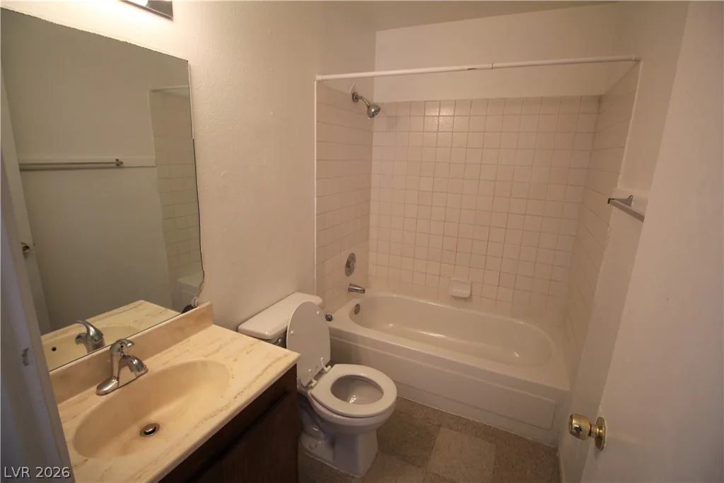 2205 Jones, Las Vegas, NV 89108