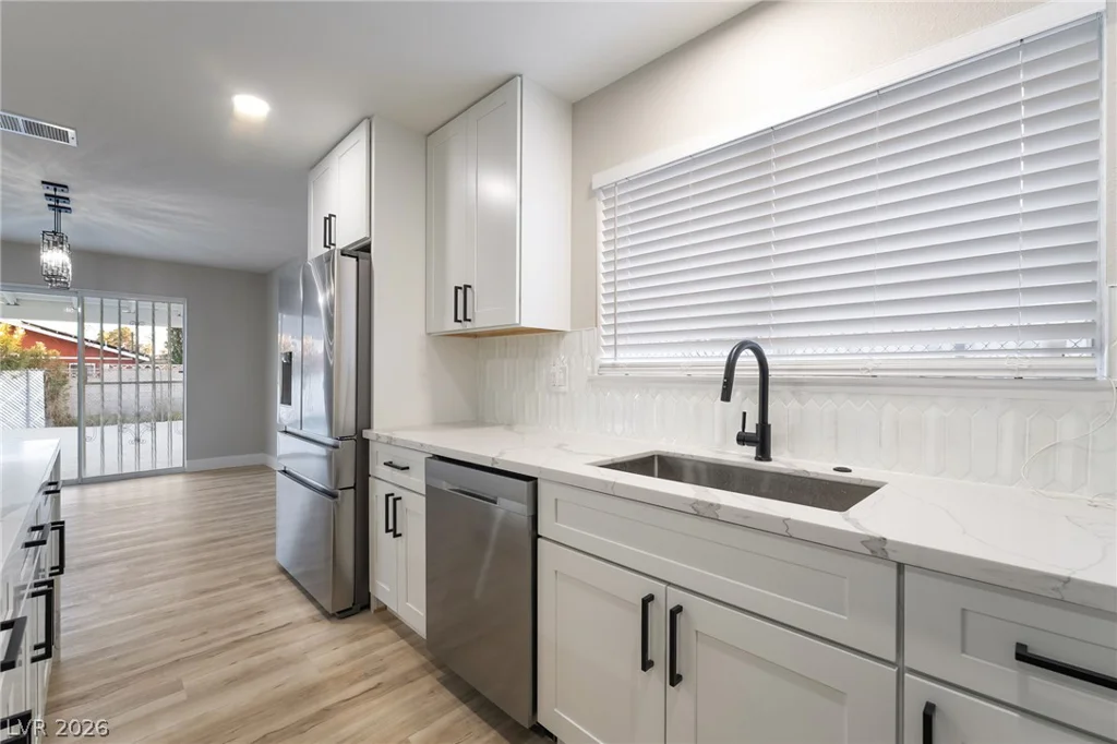 4185 Vancouver, Las Vegas, NV 89121