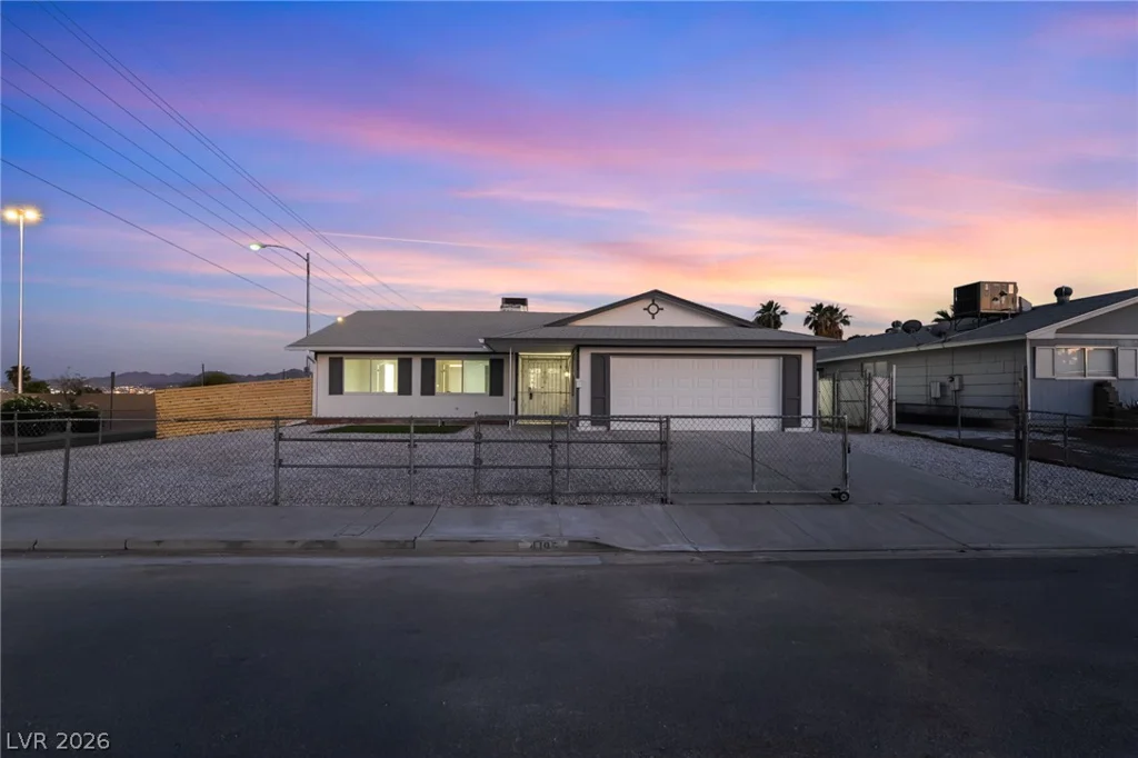 4185 Vancouver, Las Vegas, NV 89121