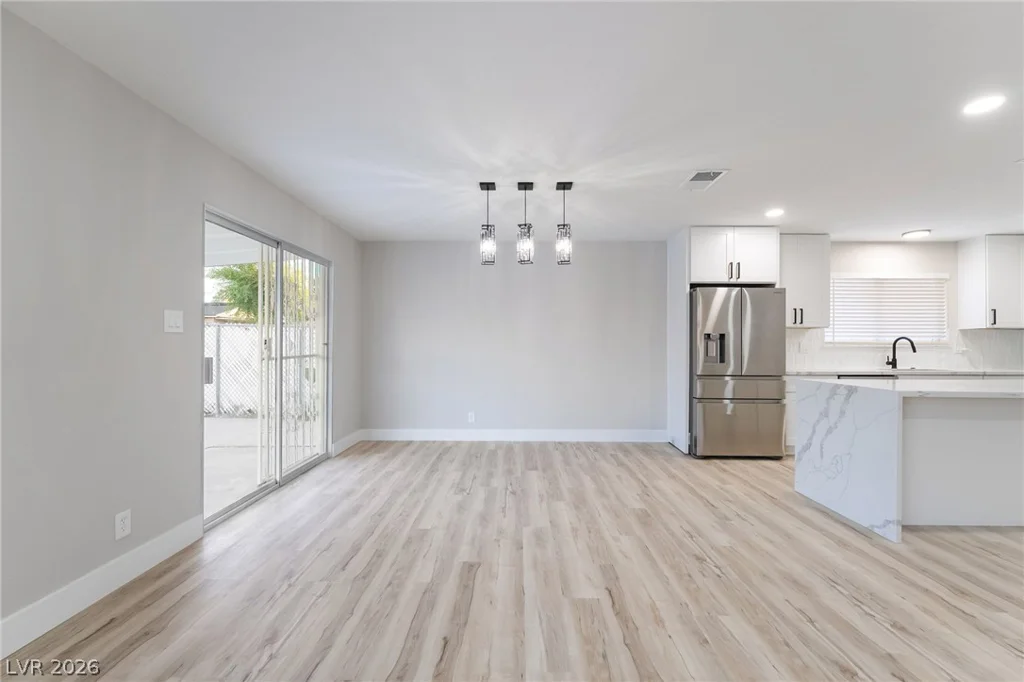 4185 Vancouver, Las Vegas, NV 89121