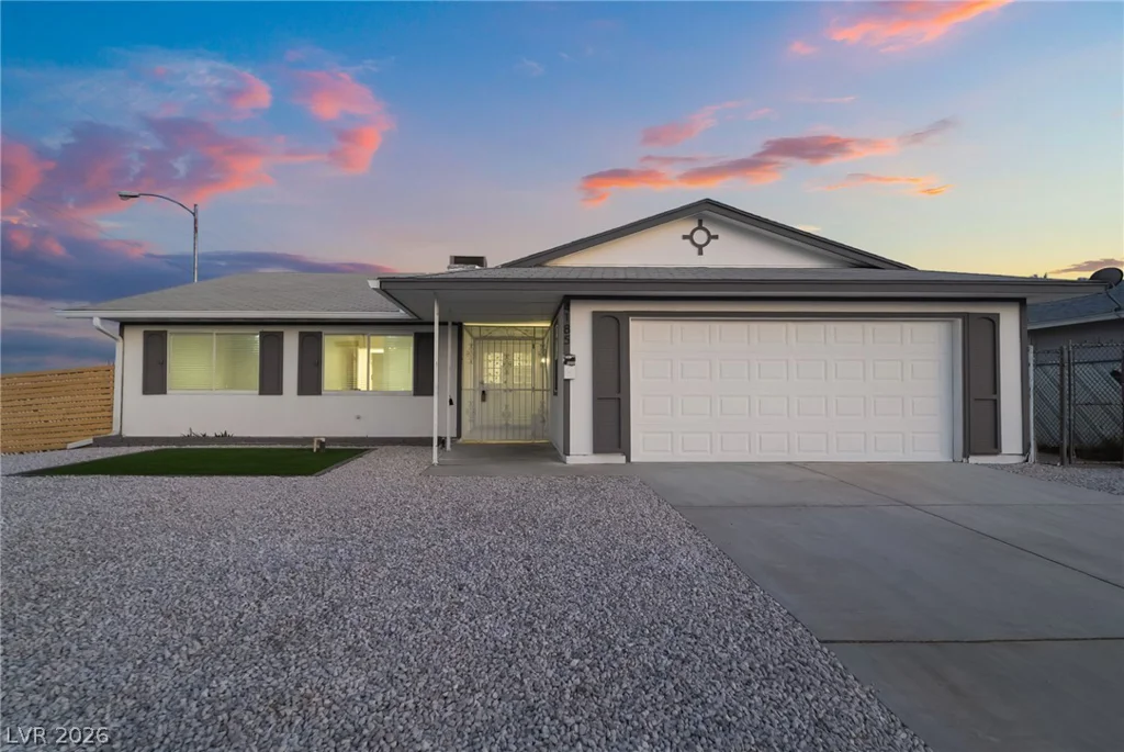4185 Vancouver, Las Vegas, NV 89121