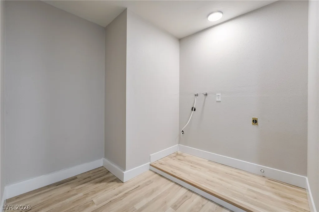 4185 Vancouver, Las Vegas, NV 89121