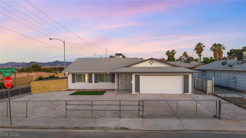 4185 Vancouver, Las Vegas, NV 89121