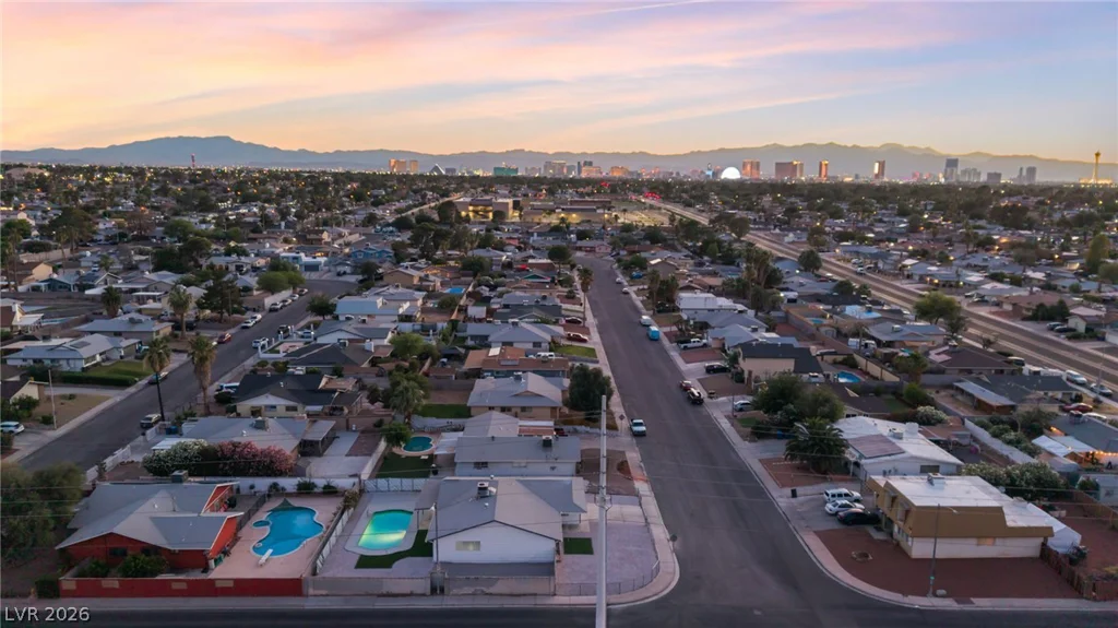 4185 Vancouver, Las Vegas, NV 89121