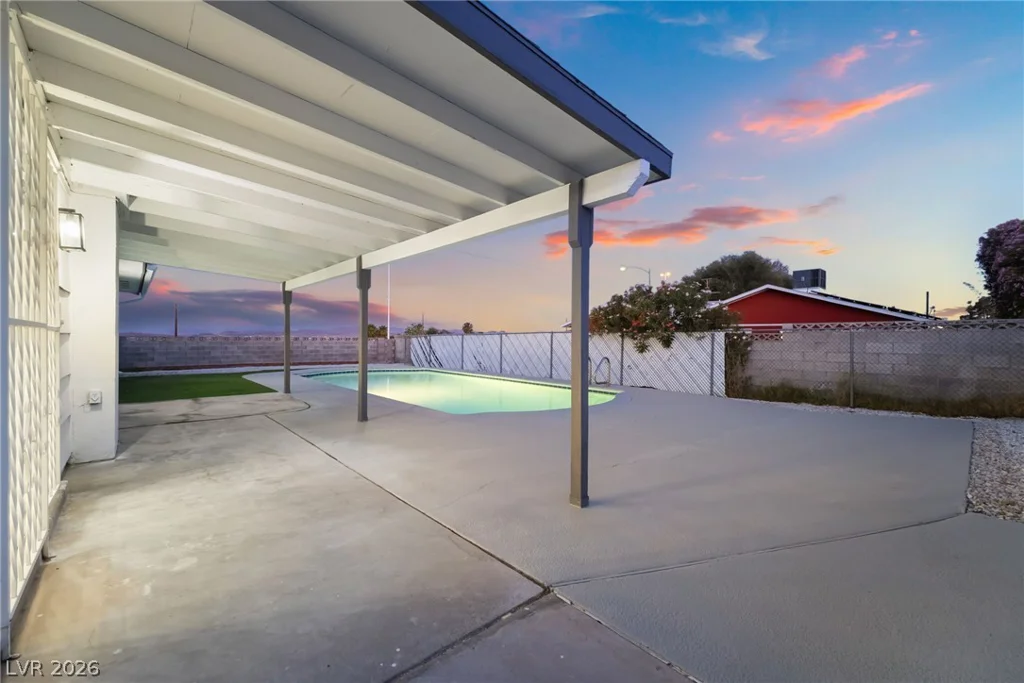 4185 Vancouver, Las Vegas, NV 89121