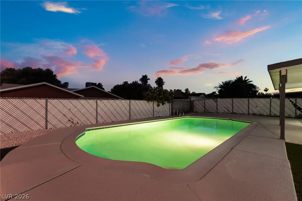4185 Vancouver, Las Vegas, NV 89121