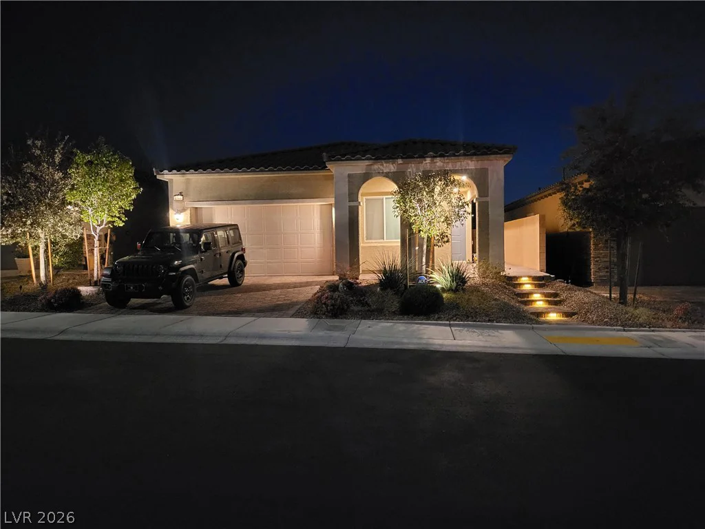 8144 Skye Dragon, Las Vegas, NV 89166