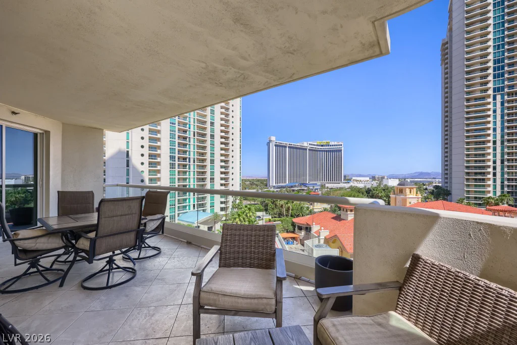 2747 Paradise, Las Vegas, NV 89109