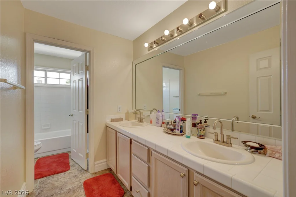 7613 Hackensack, Las Vegas, NV 89128