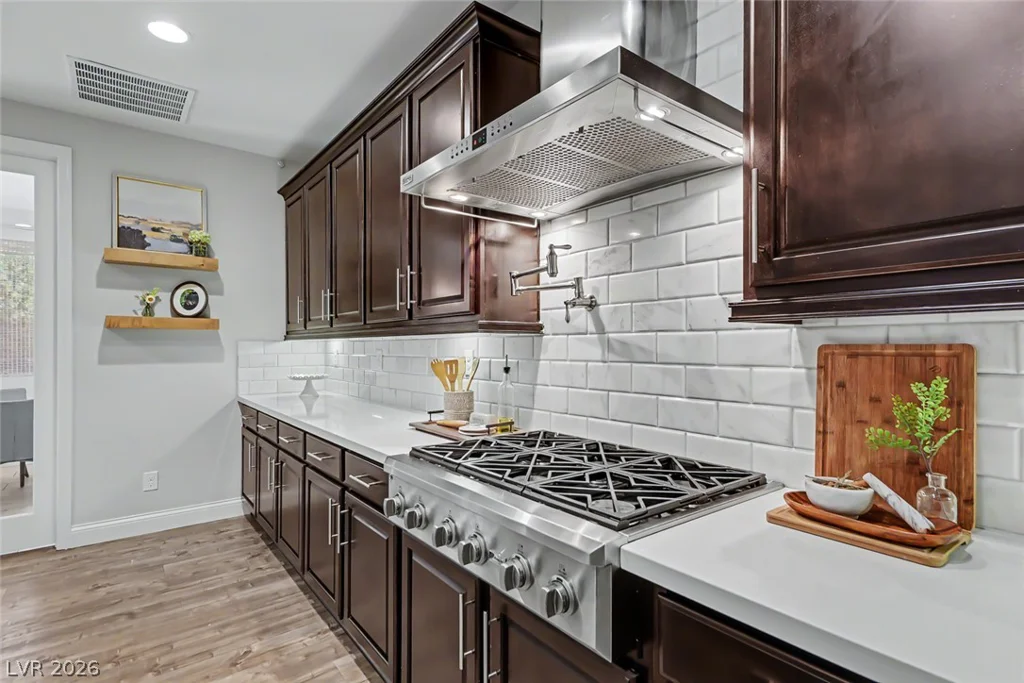 10432 Doman, Las Vegas, NV 89166