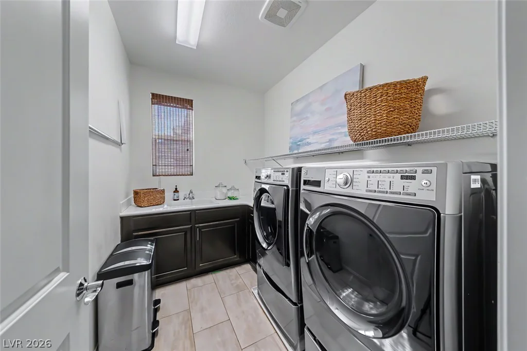 10432 Doman, Las Vegas, NV 89166
