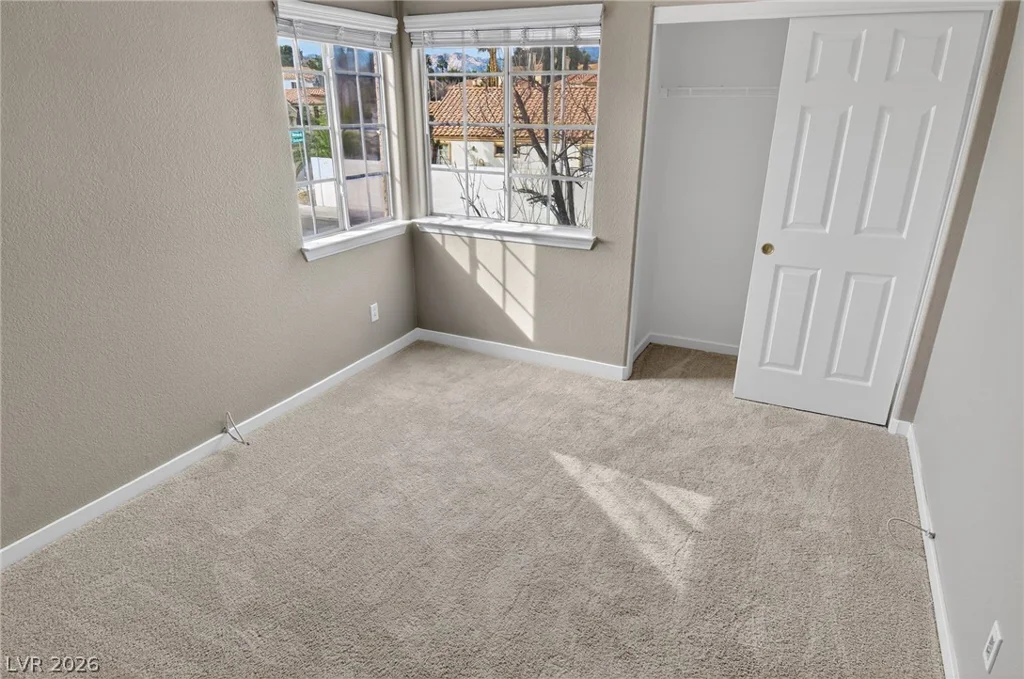 1840 Shirewick, Las Vegas, NV 89117