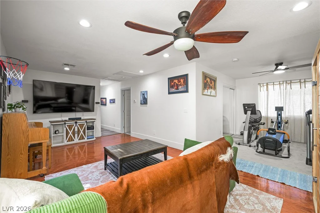 4709 San Miguel, North Las Vegas, NV 89032