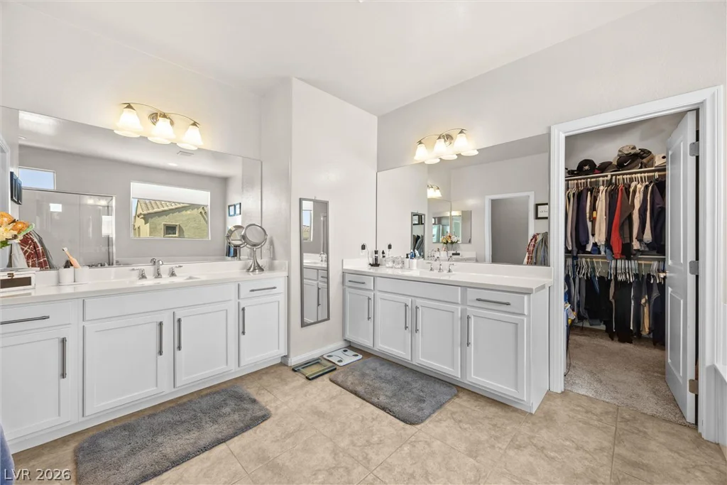 9634 Shadow Cliff, Las Vegas, NV 89166