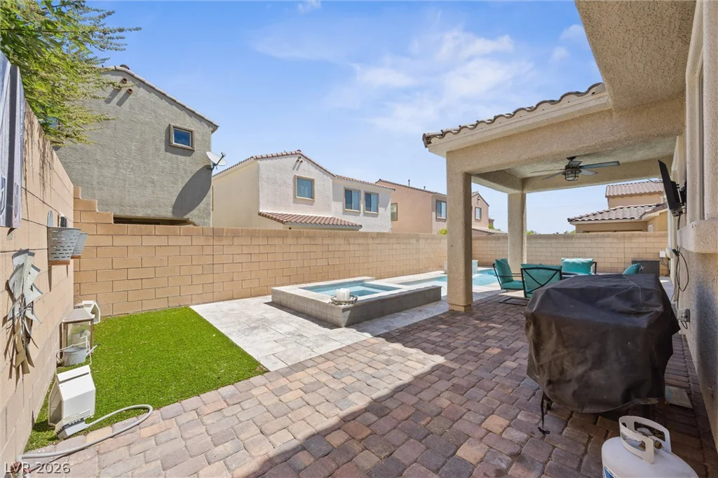 9634 Shadow Cliff, Las Vegas, NV 89166
