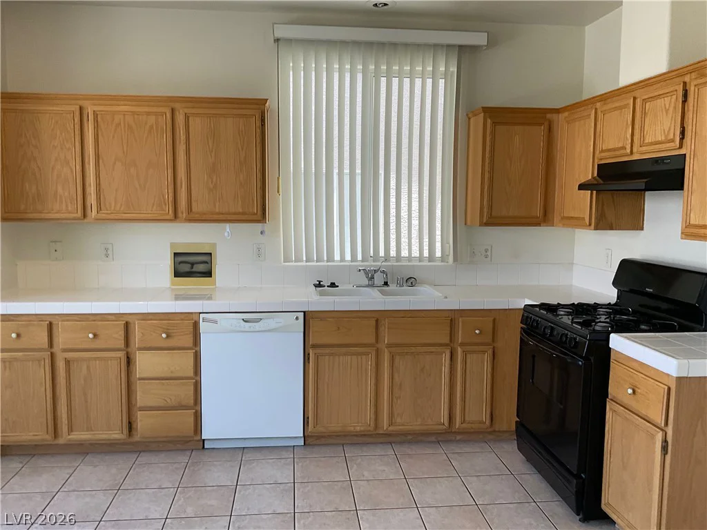 8812 Happy Pines, Las Vegas, NV 89143